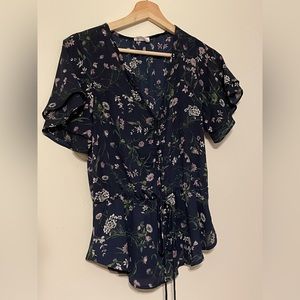 Floral t-shirt blouse